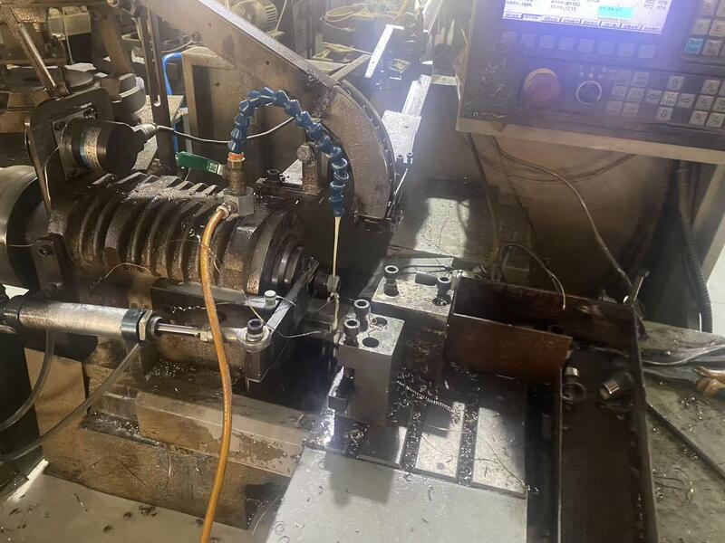 Ningbo Zhenpin Electrical Industry and Trade Co., Ltd. linha de produção do fabricante